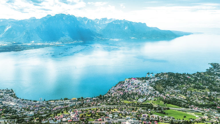 スイスとフランスにあるレマン湖