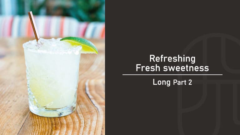 リキュールベースロングカクテルのミント&ホワイトソーダ